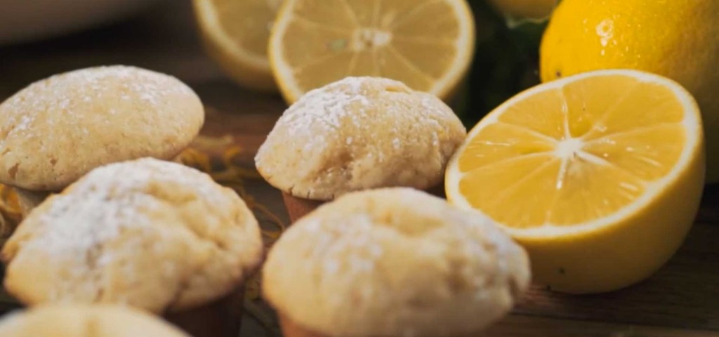 Food – lemon muffin